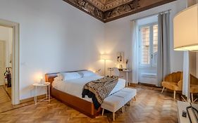 Appartamento Storico In Zona Barberini